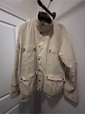 Barbour Cream Field Jacket with Front Utility Pockets
